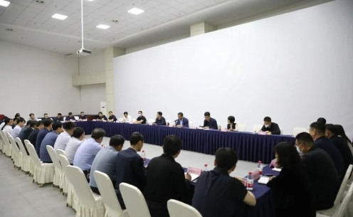 廣饒縣召開(kāi)第十三屆國(guó)際橡膠輪胎暨汽車配件展籌備調(diào)度會(huì)