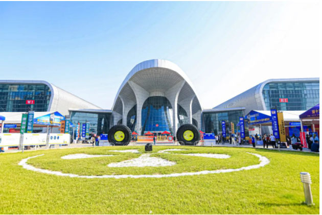 在展覽會取得的成果中，不僅有企業(yè)的業(yè)績提升和技術(shù)突破，還有更重要的是行業(yè)的凝聚力和合作意愿得到了增強(qiáng)。