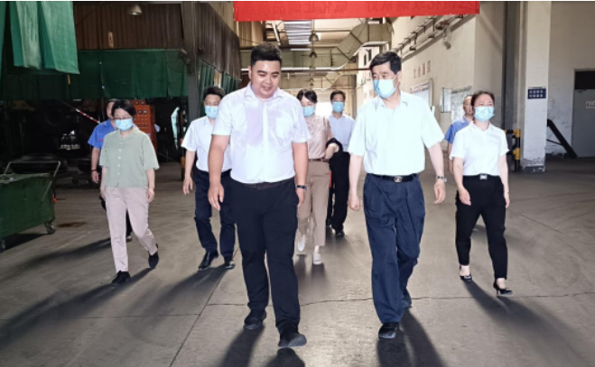 新桂輪公司副總經(jīng)理丁盛表示，作為備受重視的企業(yè)，他們感謝政府對(duì)公司工作的一貫支持。這次走訪交流對(duì)于新桂輪進(jìn)一步拓展工作思路、提高生產(chǎn)經(jīng)營狀況具有積極的促進(jìn)作用。丁盛相信，在各級(jí)領(lǐng)導(dǎo)的殷切關(guān)懷和幫扶指導(dǎo)下，新桂輪將能夠形成全面推進(jìn)重點(diǎn)企業(yè)培育的強(qiáng)大合力，取得更好的發(fā)展，為桂林市經(jīng)濟(jì)的發(fā)展貢獻(xiàn)力量。