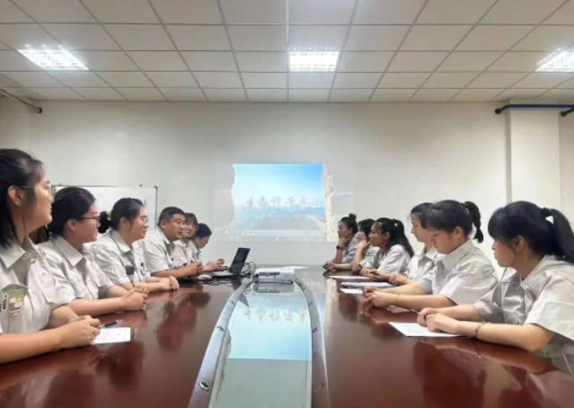 延長橡膠公司實(shí)驗(yàn)室開展“人人講安全，個(gè)個(gè)會(huì)應(yīng)急”專項(xiàng)培訓(xùn)