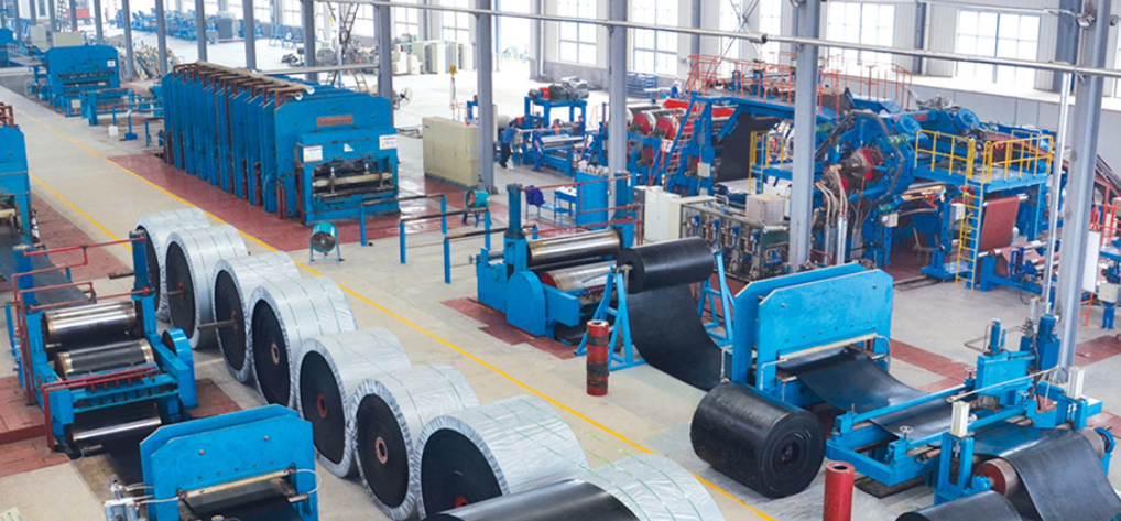 山東威普斯橡膠股份有限公司是專業(yè)生產(chǎn)各種品類輸送帶、三角帶為主的橡膠企業(yè)。公司自投產(chǎn)以來，通過優(yōu)良的產(chǎn)品性能和完善的售后服務(wù)體系逐步贏得了客戶的信賴并暢銷全國各地。先后與各大鋼鐵廠，水泥企業(yè)、發(fā)電廠、礦務(wù)局等重點企業(yè)單位建立了良好的合作關(guān)系。