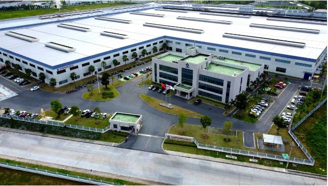 面向未來，興達(dá)將繼續(xù)發(fā)揮行業(yè)領(lǐng)導(dǎo)者的擔(dān)當(dāng)，深耕全球市場，加大技術(shù)、文化等資源整合力度，與上下游產(chǎn)業(yè)形成可持續(xù)發(fā)展的相互合作和監(jiān)督機(jī)制，推動“全球全產(chǎn)業(yè)鏈生態(tài)圈”建設(shè)，擴(kuò)大興達(dá)品牌的全球影響力，助推中國制造的全球地位提升。