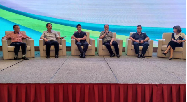 順德涂料商會(huì)會(huì)長羅宇在致辭中表示，論壇的舉辦意義重大，山東涂協(xié)與順德的合作為兩地會(huì)員企業(yè)的合作交流提供了新機(jī)遇，也有望推動(dòng)廣東、山東兩省涂料產(chǎn)業(yè)的融合發(fā)展。