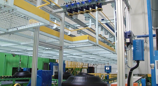 山東省工業(yè)互聯(lián)網(wǎng)平臺(tái)名單對(duì)外公示，共有61個(gè)省級(jí)重點(diǎn)平臺(tái)脫穎而出。其中，三角輪胎憑借其“輪胎行業(yè)研產(chǎn)銷(xiāo)集成管控平臺(tái)”的卓越表現(xiàn)成功入選。