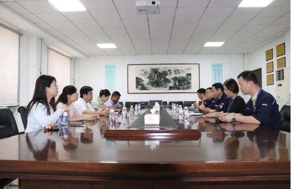 東營(yíng)市墾利區(qū)科技局張鵬局長(zhǎng)一行赴山東耐斯特炭黑有限公司開展調(diào)研活動(dòng)