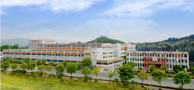 桂林恒保健康防護(hù)有限公司，作為中紅普林醫(yī)療用品股份有限公司旗下的重要成員，一直以來(lái)致力于醫(yī)療用品的生產(chǎn)制造，包括醫(yī)用手套、避孕套、家用手套，以及工業(yè)和軍用防護(hù)手套等。而在這些產(chǎn)品中，醫(yī)用外科手套一直是公司的核心業(yè)務(wù)。