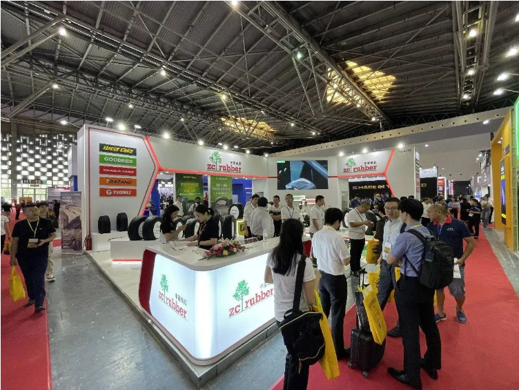 第十八屆中國國際輪胎輪轂博覽會(huì)(CITExpo 2023)在上海世博展覽館盛大舉行，為全球輪胎和輪轂行業(yè)提供了一個(gè)國際性的貿(mào)易和洽談平臺(tái)。這一盛會(huì)吸引了來自超過120個(gè)國家的專業(yè)人士前來參觀，成為世界級(jí)大型專業(yè)輪胎展。