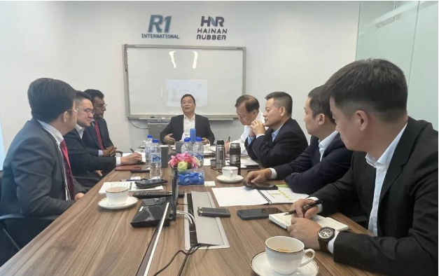 海南農(nóng)墾集團(tuán)董事長包洪文調(diào)研海外橡膠企業(yè)