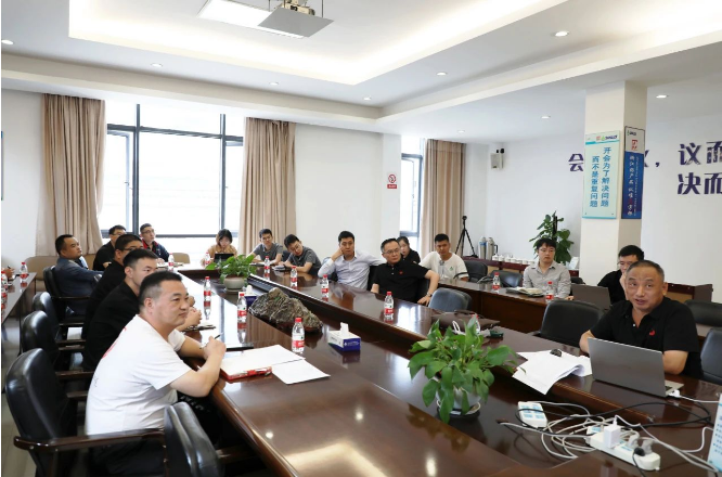 三力士經(jīng)銷商產(chǎn)品應(yīng)用及質(zhì)量討論會順利開展