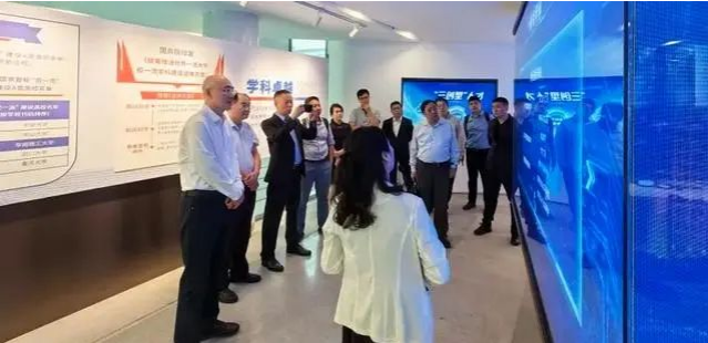 森麒麟表示，此次合作標(biāo)志著一個重要的里程碑，將推動輪胎行業(yè)的綠色管理，特別是在輪胎研發(fā)、材料、制造、使用和回收利用等領(lǐng)域，將實(shí)施全方位的綠色管理，并積極探索“綠色零碳全生命周期管理體系”的建立和推廣，以成為全球輪胎行業(yè)的綠色領(lǐng)袖。