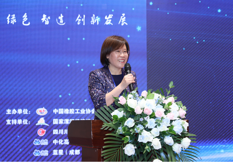 中橡協(xié)膠管膠帶分會(huì)第十屆三次會(huì)員代表大會(huì)在成都召開