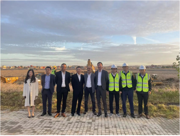 森麒麟一直秉承“守初心，擔(dān)使命，實(shí)干興企”的原則，積極響應(yīng)黨和國(guó)家領(lǐng)導(dǎo)人的“一帶一路”倡議，重新定義輪胎制造標(biāo)準(zhǔn)，用國(guó)際視野引領(lǐng)行業(yè)發(fā)展方向，以創(chuàng)新的精神迎接時(shí)代潮流，為中國(guó)主導(dǎo)的“一帶一路”經(jīng)濟(jì)發(fā)展戰(zhàn)略提供了有力支持。