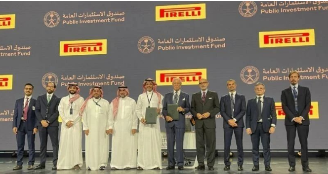 中化控股有限責(zé)任公司旗下倍耐力公司宣布與沙特阿拉伯公共投資基金(PIF)簽署一項(xiàng)合資協(xié)議，計(jì)劃在沙特阿拉伯投資約55億美元(約合人民幣402億元)，興建一家年產(chǎn)350萬條輪胎的工廠。