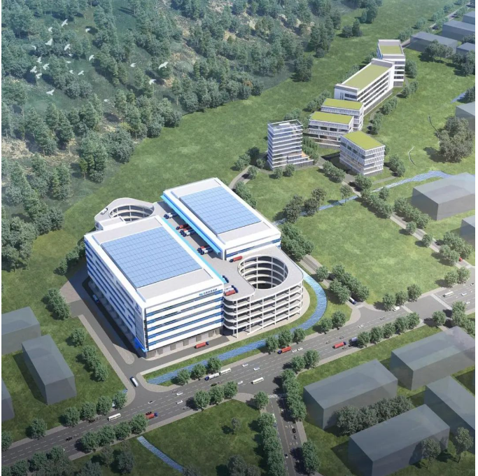 樟木頭鎮(zhèn)黨委副書記兼鎮(zhèn)長蘆湛在致辭中指出，華南塑料貿(mào)易集散中心項(xiàng)目不僅是樟木頭鎮(zhèn)引進(jìn)國企開發(fā)現(xiàn)代化產(chǎn)業(yè)園區(qū)的新舉措，還是推動塑料產(chǎn)業(yè)高質(zhì)量發(fā)展的重要措施，同時(shí)也是東莞建設(shè)高水平大宗商品交易平臺、推動生產(chǎn)性服務(wù)業(yè)向高端延伸的創(chuàng)新探索。